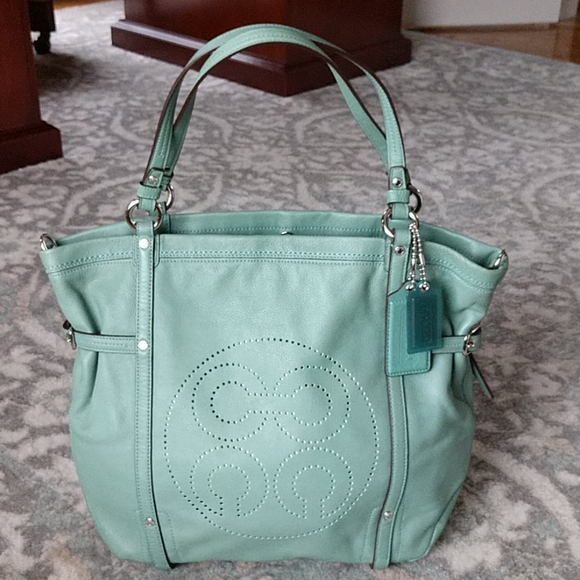Coach Handbags - Coach handbag